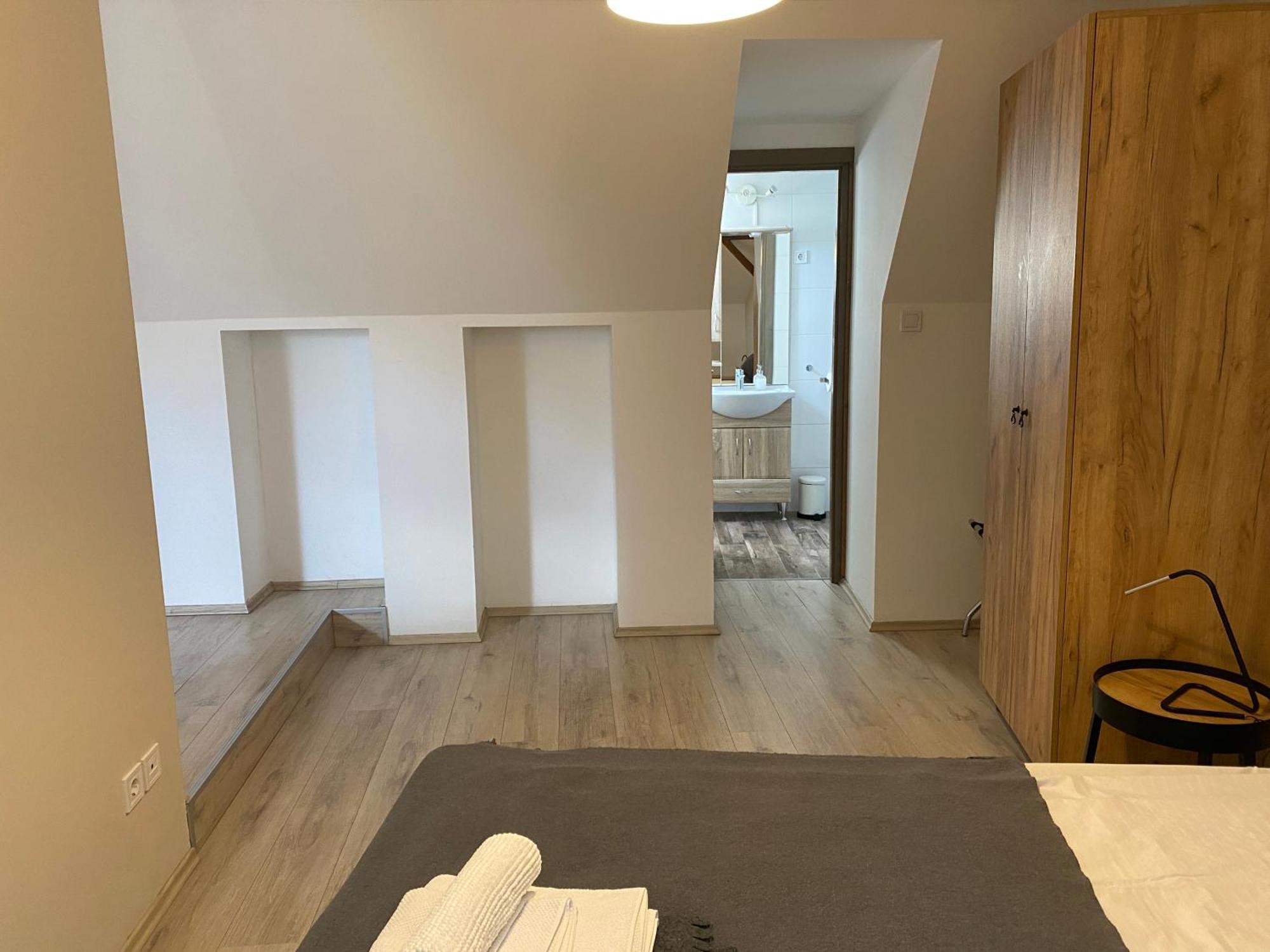 Vatus Apartmanhaz 베크 외부 사진