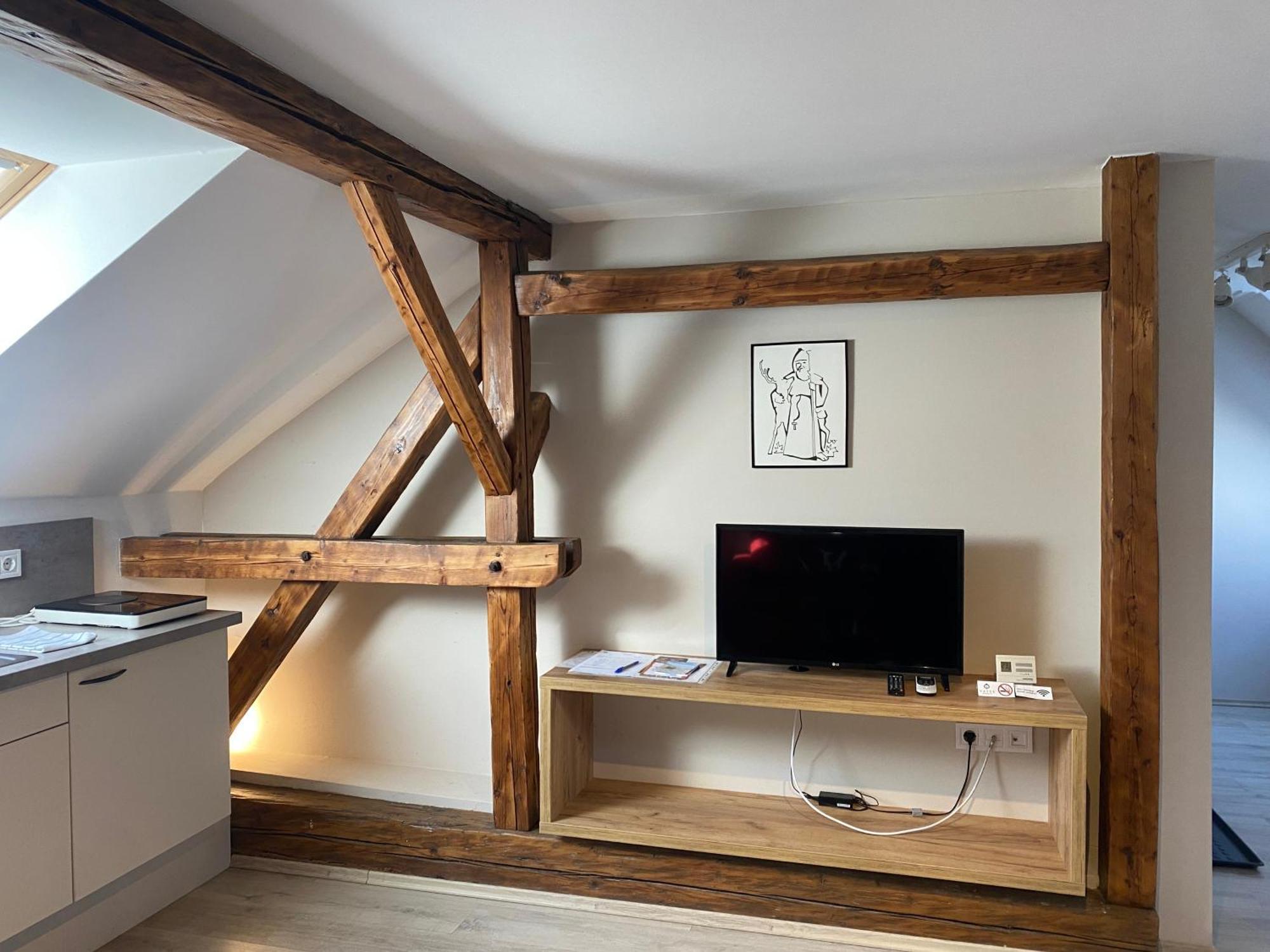Vatus Apartmanhaz 베크 외부 사진