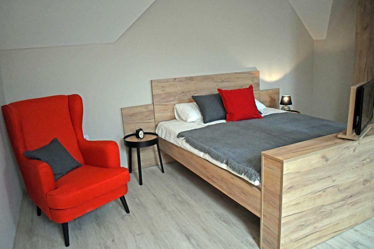 Vatus Apartmanhaz 베크 외부 사진